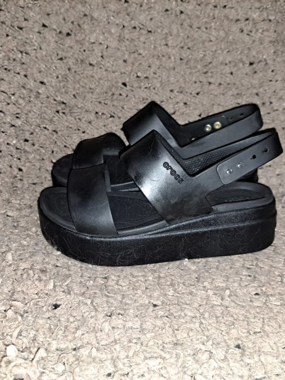 CROCS-Brooklyn-Low Wedge Platform Sandals-LiteRide-Sz 6-Excellent - Picture 2 of 8